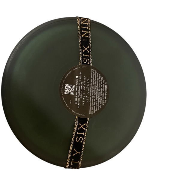 DW Home Ninety Six Winter Pine & Balsam Candle • 31.7 oz • Green Glass Gold Lid - Picture 4 of 4